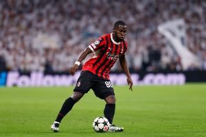 记者：亚特兰大准备总价2500万欧报价穆萨，米兰要2500万固定费用