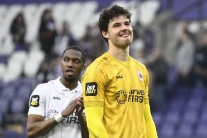 天空体育：曼联已为引进安特卫普23岁门将拉门斯而提交了交易单