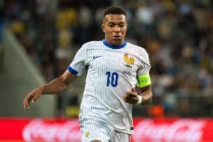 姆巴佩是21世纪以来，第二个在27岁前为国家队打入52球的欧洲球员