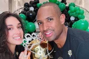 😍霍福德老婆：多米尼加首位环球小姐 身高188才貌双全