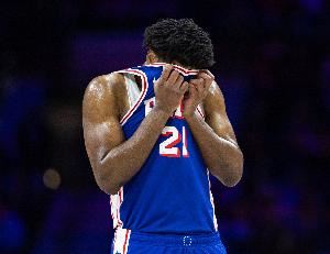 76人休赛期解雇了许多员工 一位与恩比德关系密切的保安也被换了