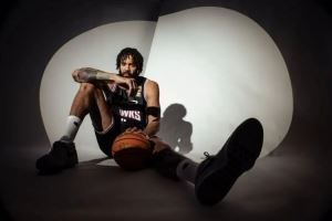 四冠中锋，比所有人更早开始新赛季