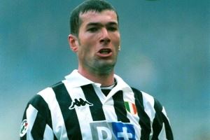 尤文旧将谈齐达内：第一次训练就让我们感慨他是从哪个星球来的