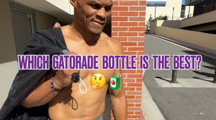 🥴这36岁？威少身材依旧炸裂：小平头+大胸肌+八块腹肌