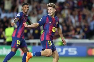 世体：费尔明是欧冠戴帽第二年轻巴萨球员，内马尔最年轻梅西第三